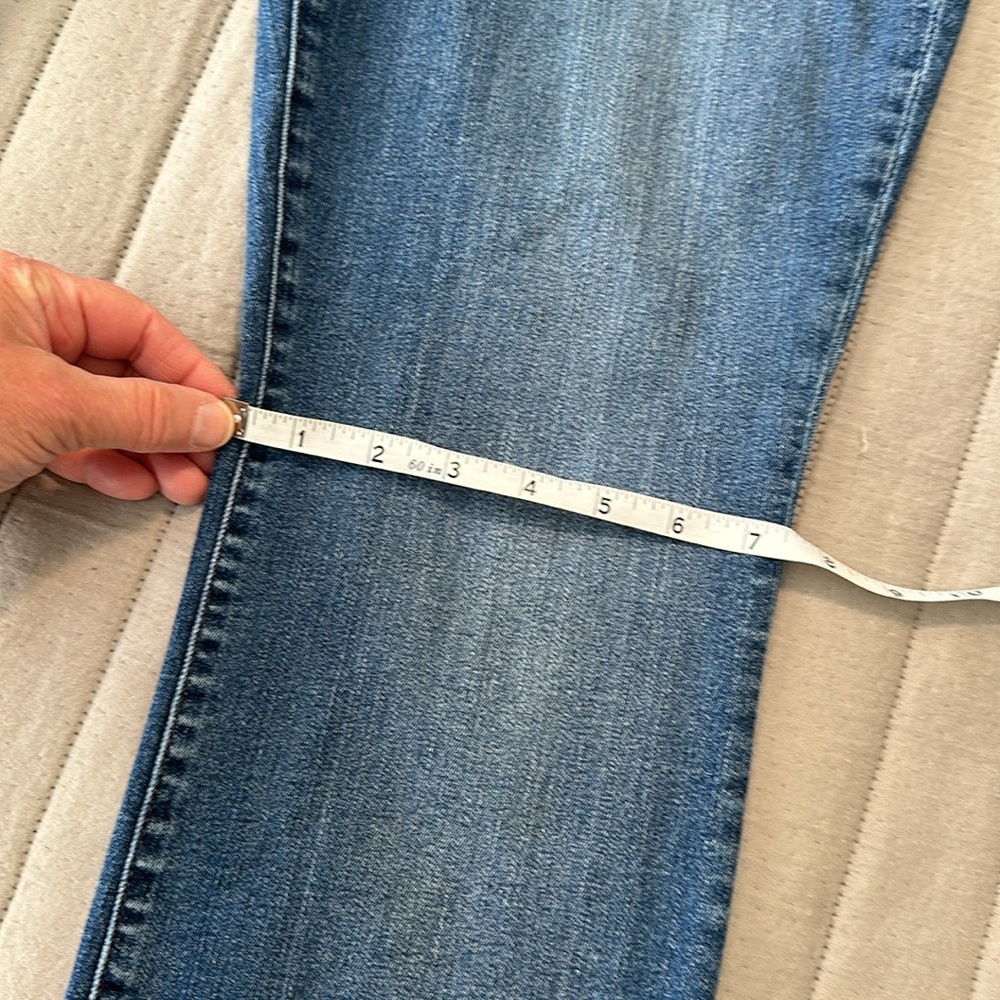 Kut from the Kloth Women's High Rise Flared Jeans - Blue Denim - Picture 10 of 13